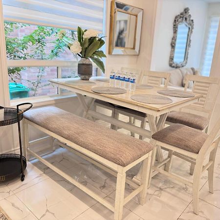 Luxury Home In Toronto Mississauga Zewnętrze zdjęcie