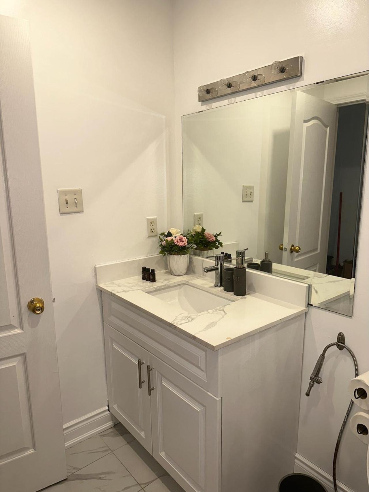 Luxury Home In Toronto Mississauga Zewnętrze zdjęcie