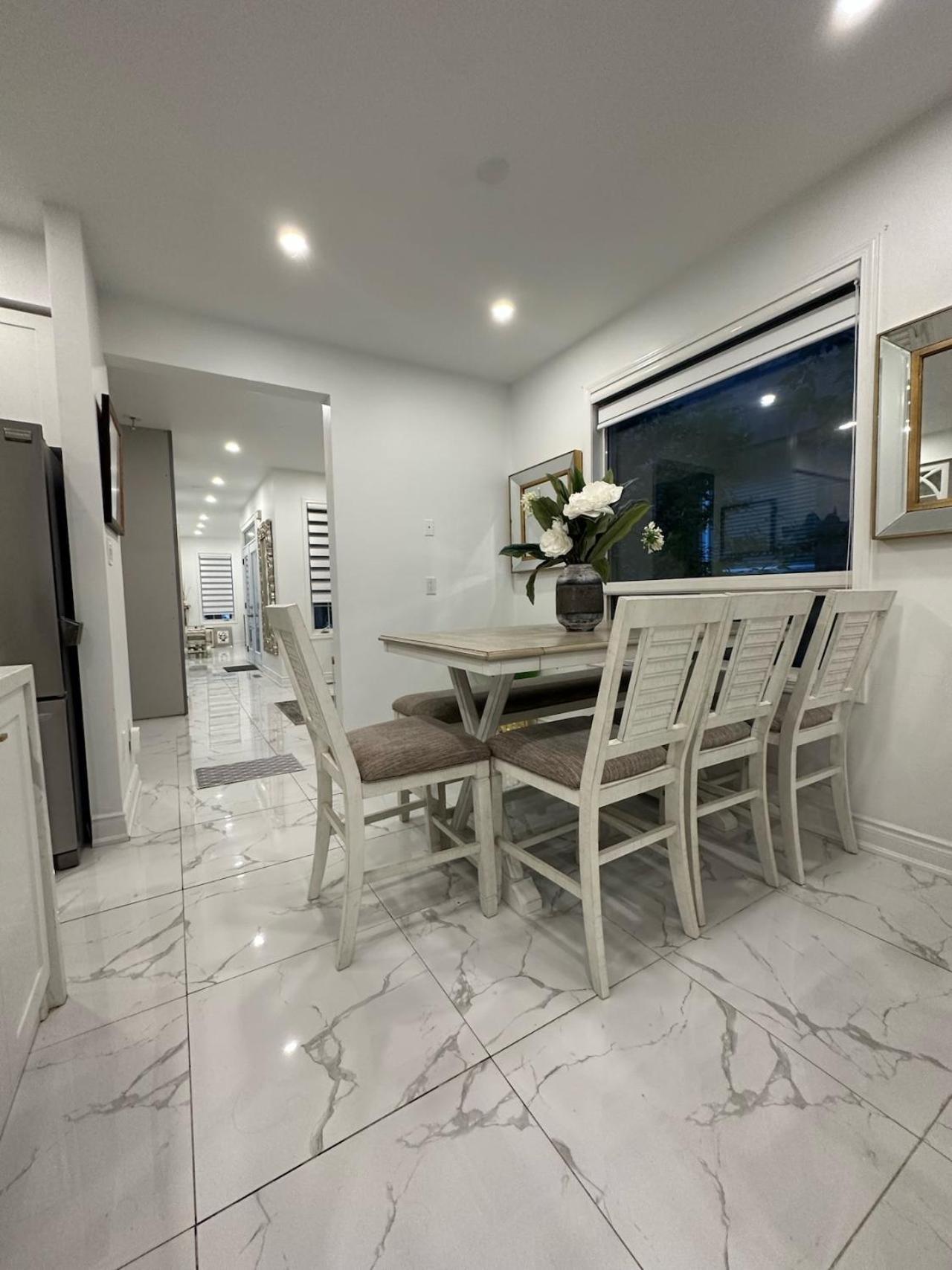 Luxury Home In Toronto Mississauga Zewnętrze zdjęcie
