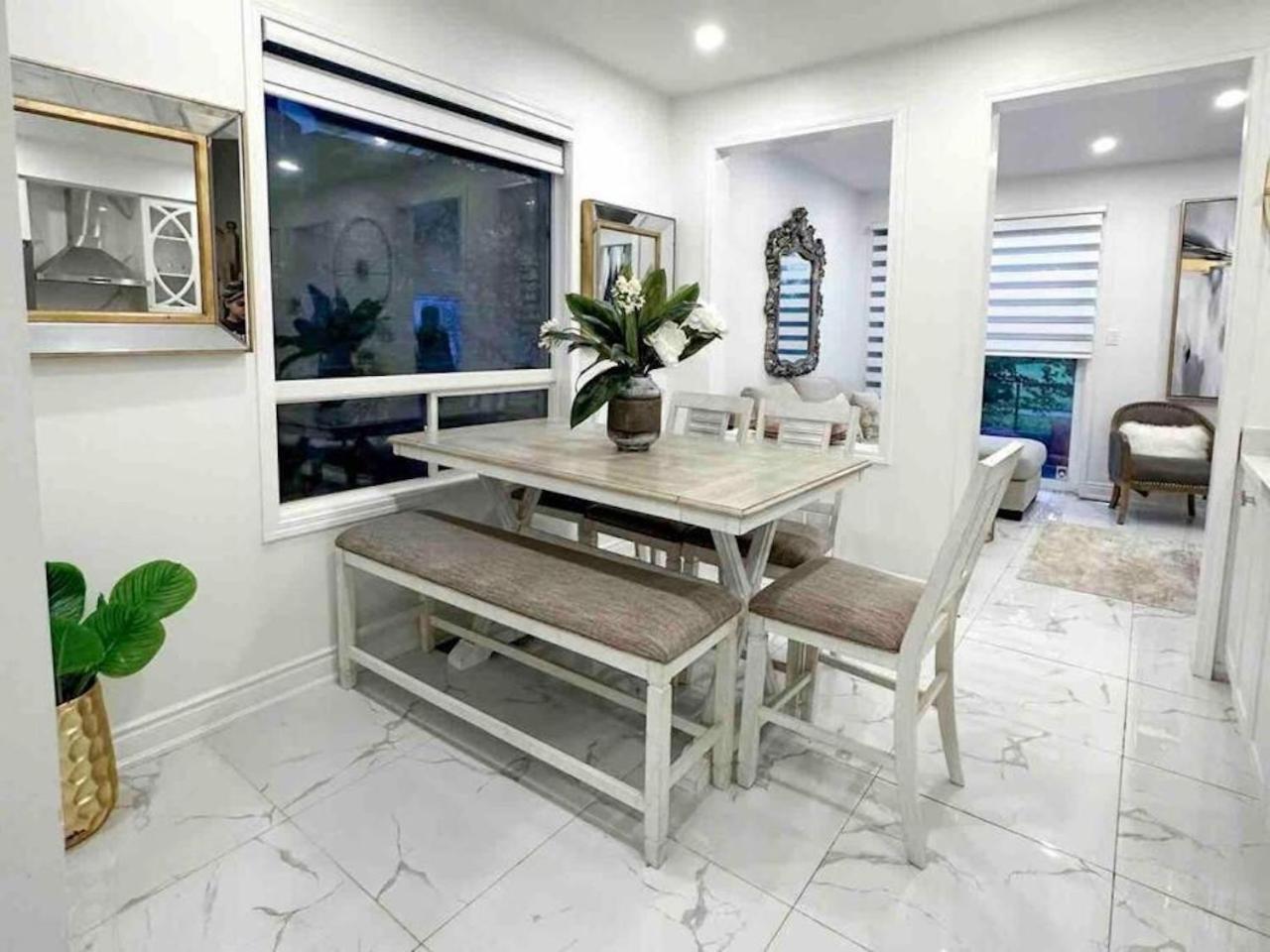 Luxury Home In Toronto Mississauga Zewnętrze zdjęcie